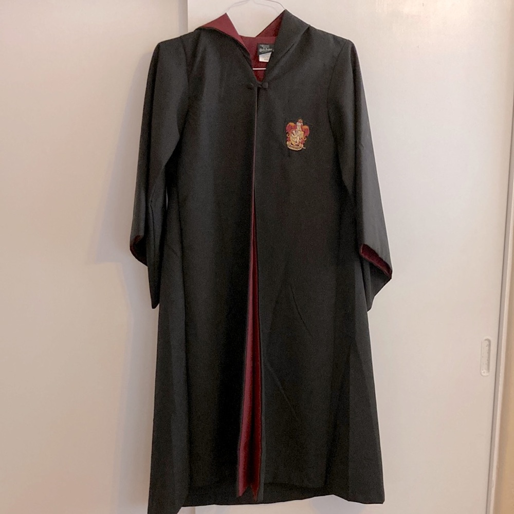 Genuine Universal Studios Harry Potter Gryffindor Robe